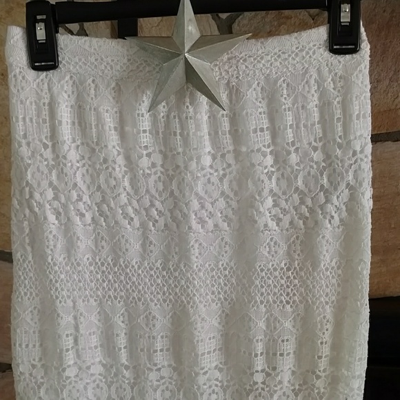 Hollister Maxi crocheted cream skirt - Picture 2 of 5